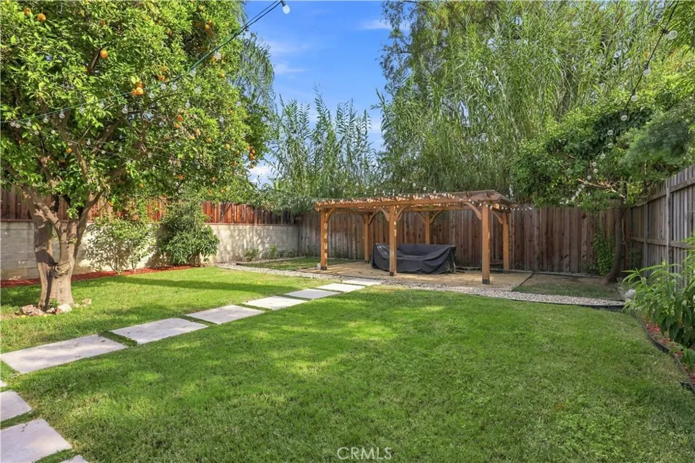 14138 Lemay Street Van Nuys, CA 91405