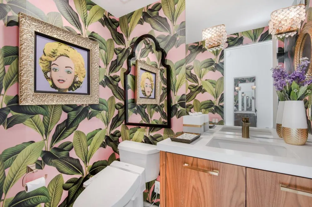 1999 S Joshua Tree Place Palm Springs, CA 92264