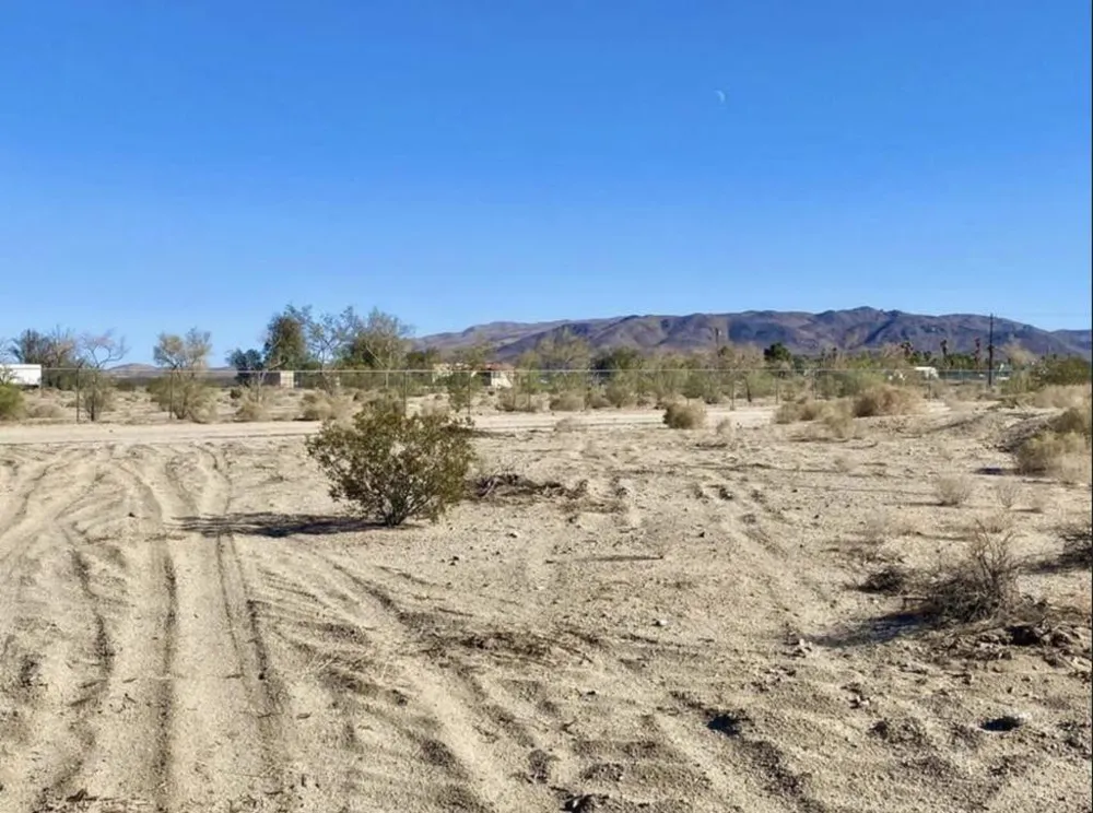 8219 Araby Avenue 29 Palms, CA 92277