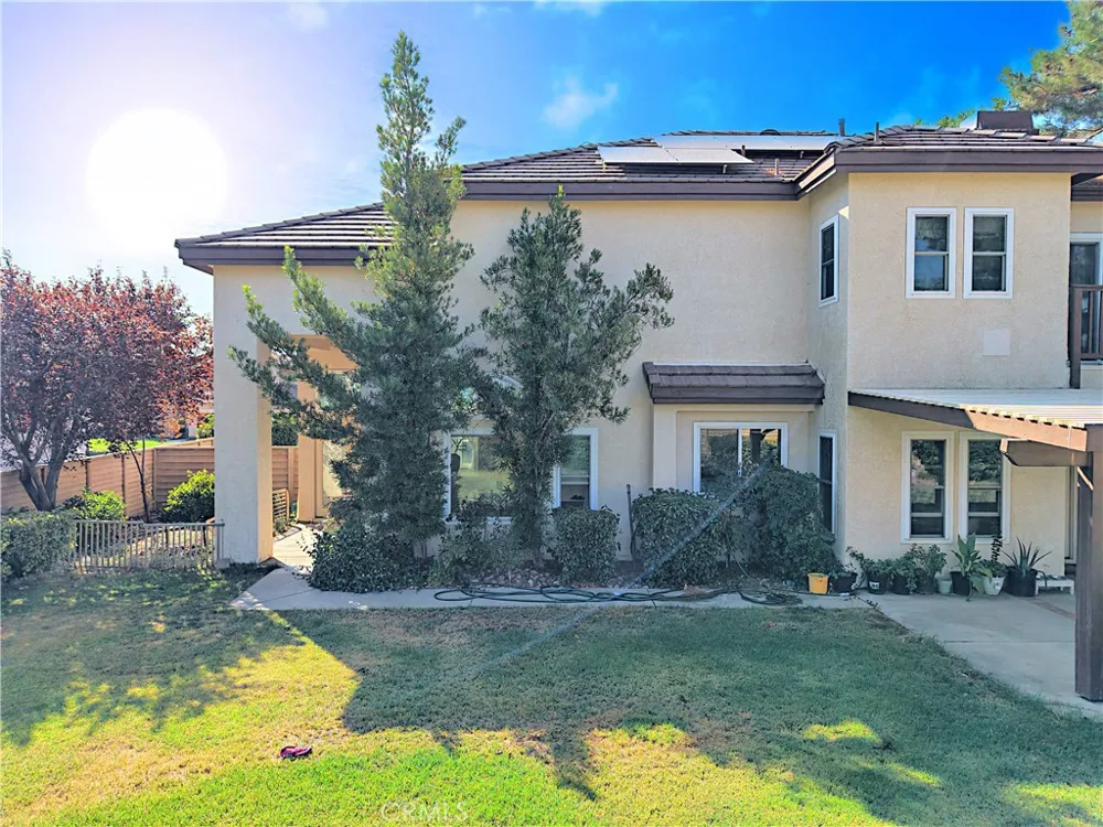 42205 Round Hill Drive Lancaster, CA 93536