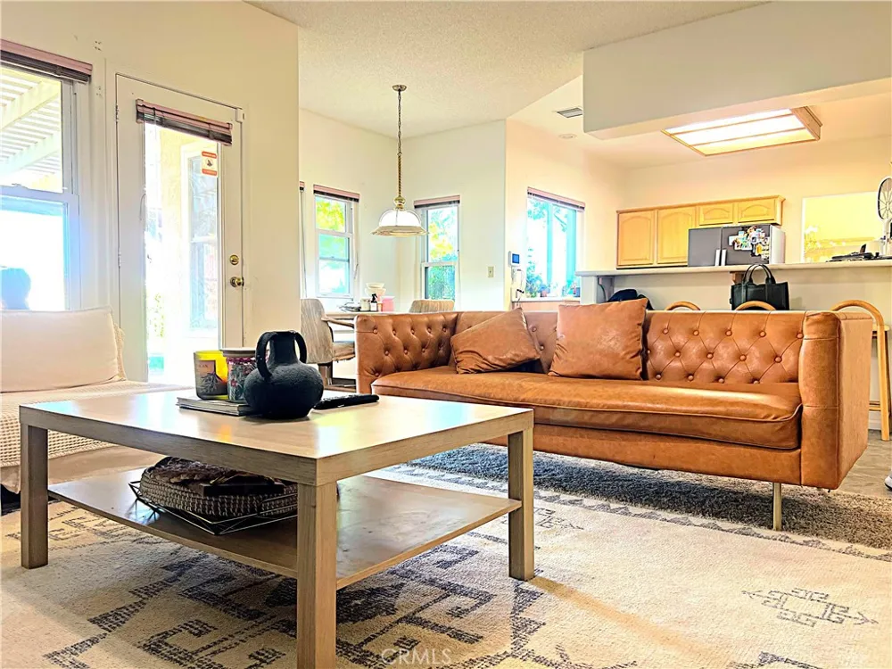 42205 Round Hill Drive Lancaster, CA 93536
