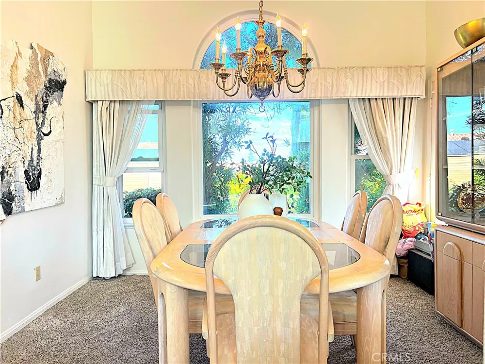 42205 Round Hill Drive Lancaster, CA 93536