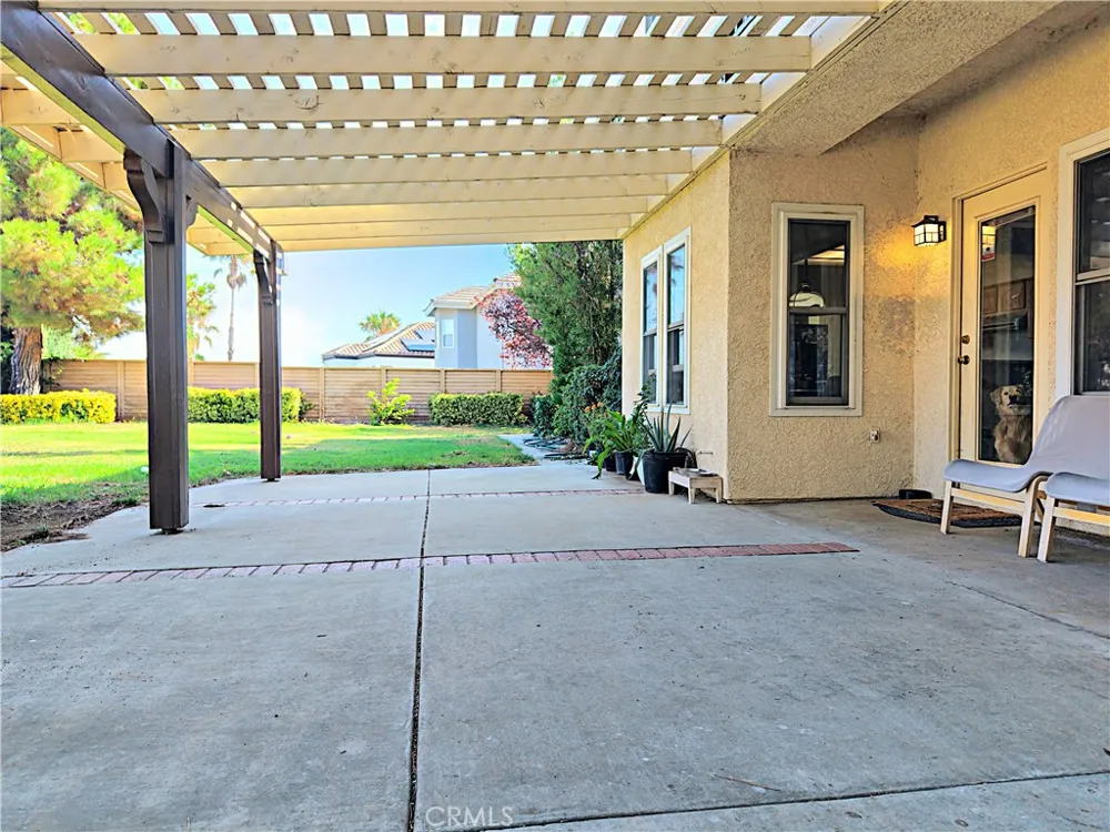42205 Round Hill Drive Lancaster, CA 93536