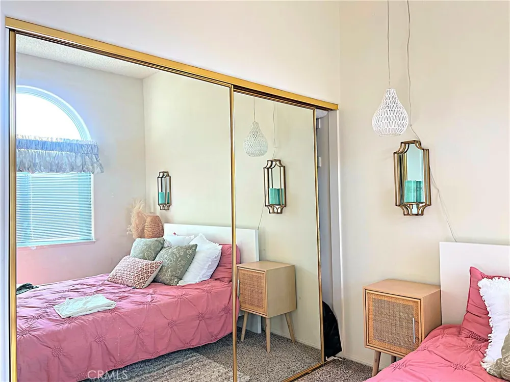 42205 Round Hill Drive Lancaster, CA 93536