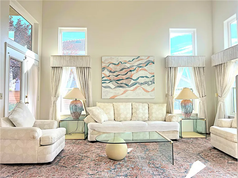 42205 Round Hill Drive Lancaster, CA 93536