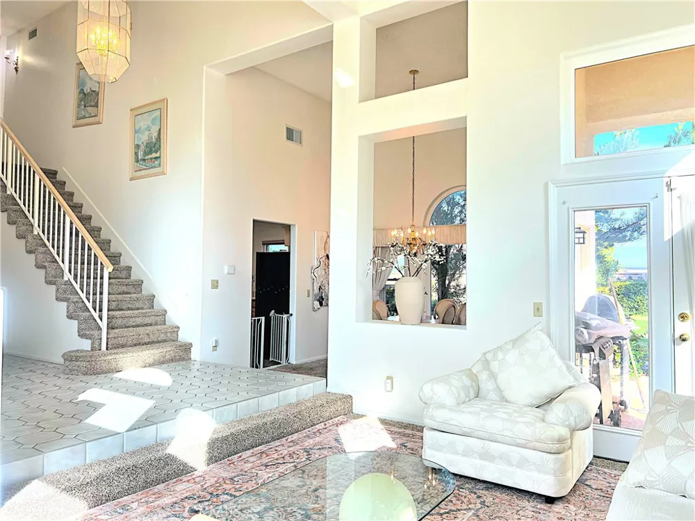 42205 Round Hill Drive Lancaster, CA 93536