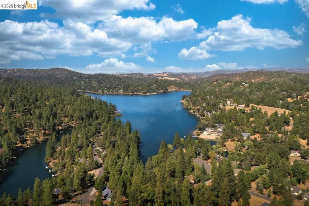12888 Green Valley Cr Groveland, CA 95321