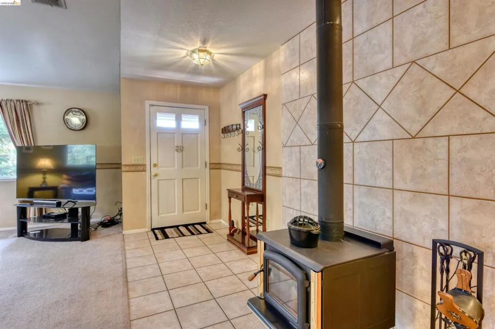 12888 Green Valley Cr Groveland, CA 95321