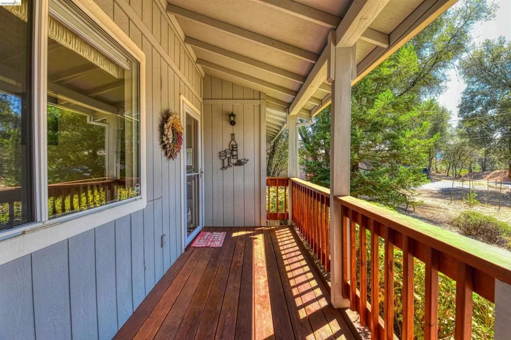 12888 Green Valley Cr Groveland, CA 95321