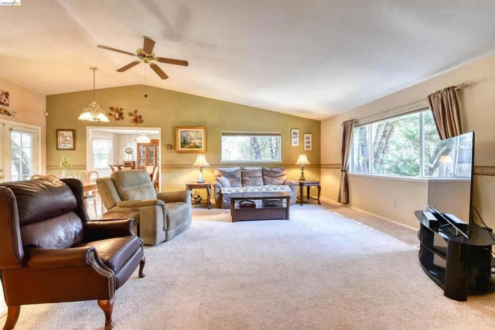 12888 Green Valley Cr Groveland, CA 95321