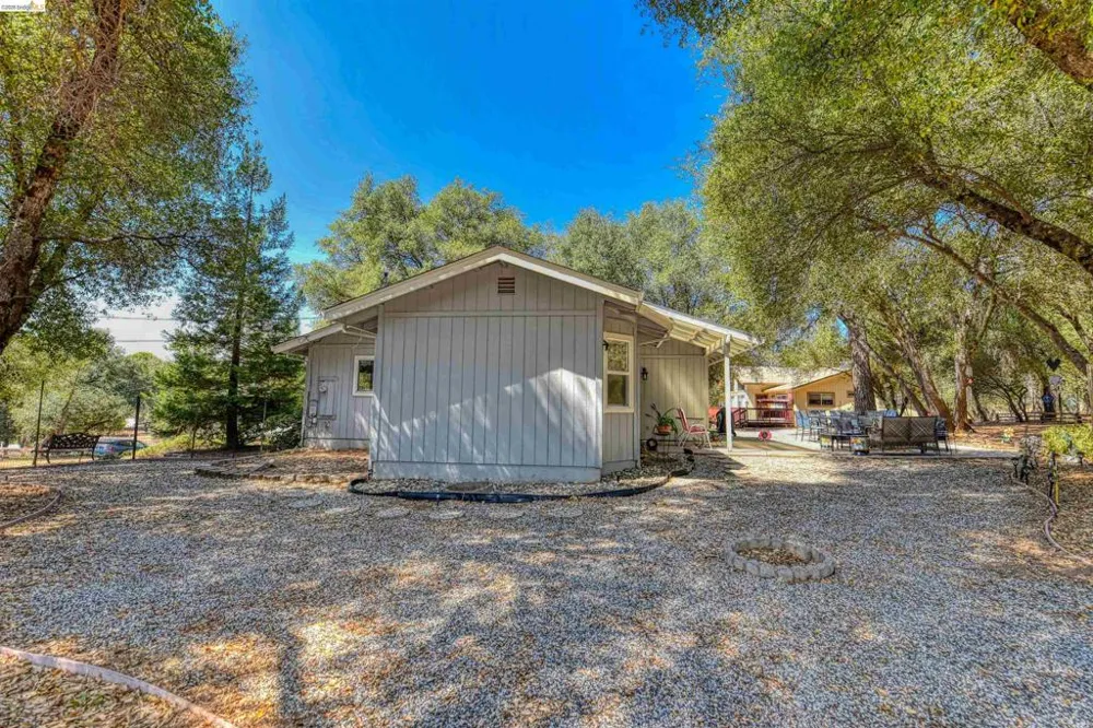 12888 Green Valley Cr Groveland, CA 95321