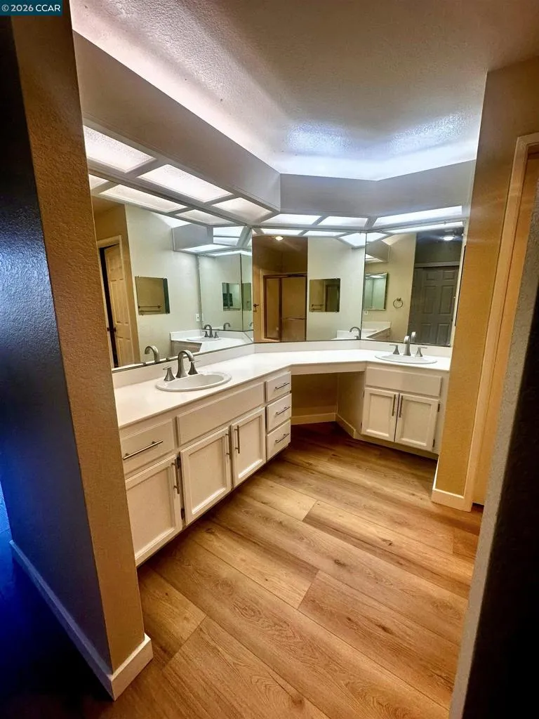 4243 Terra Granada Dr Walnut Creek, CA 94595