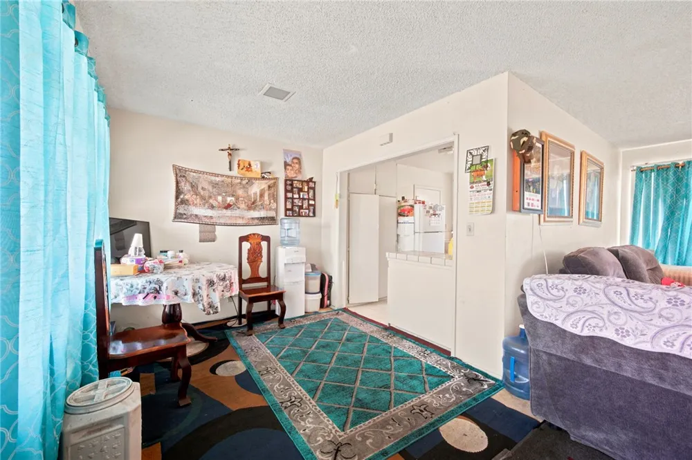 139 E 229th Street Carson, CA 90745