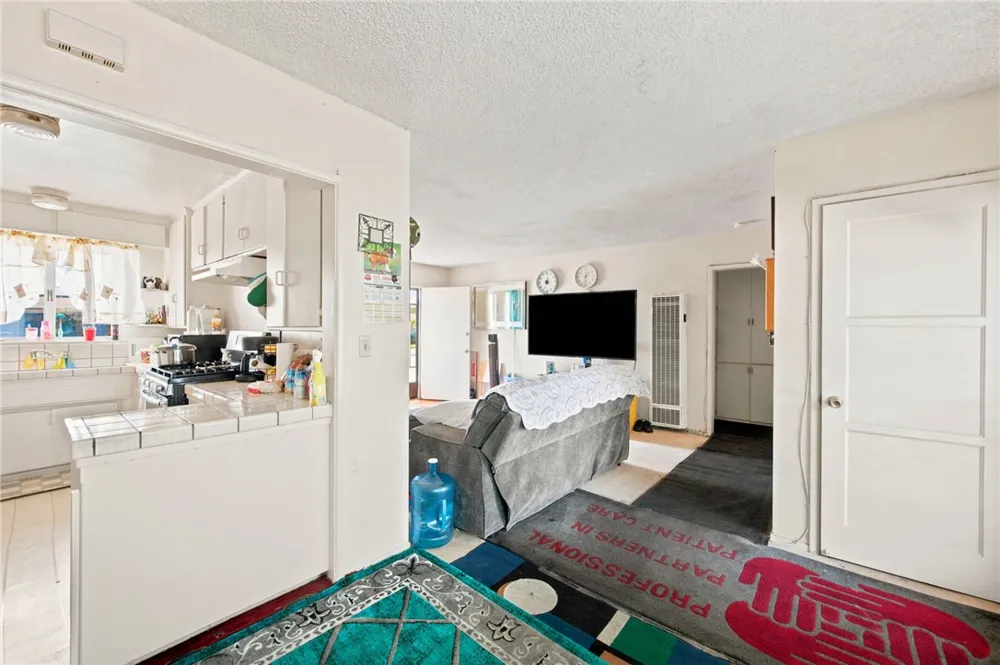 139 E 229th Street Carson, CA 90745