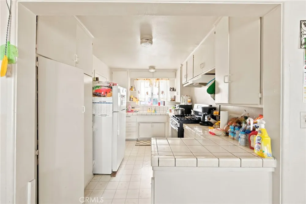 139 E 229th Street Carson, CA 90745