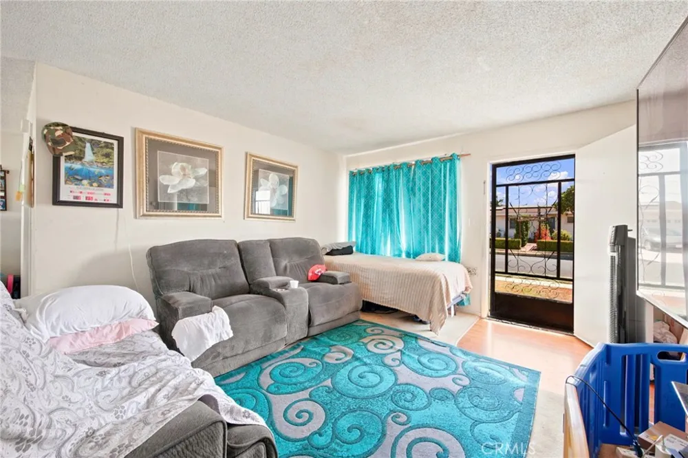 139 E 229th Street Carson, CA 90745