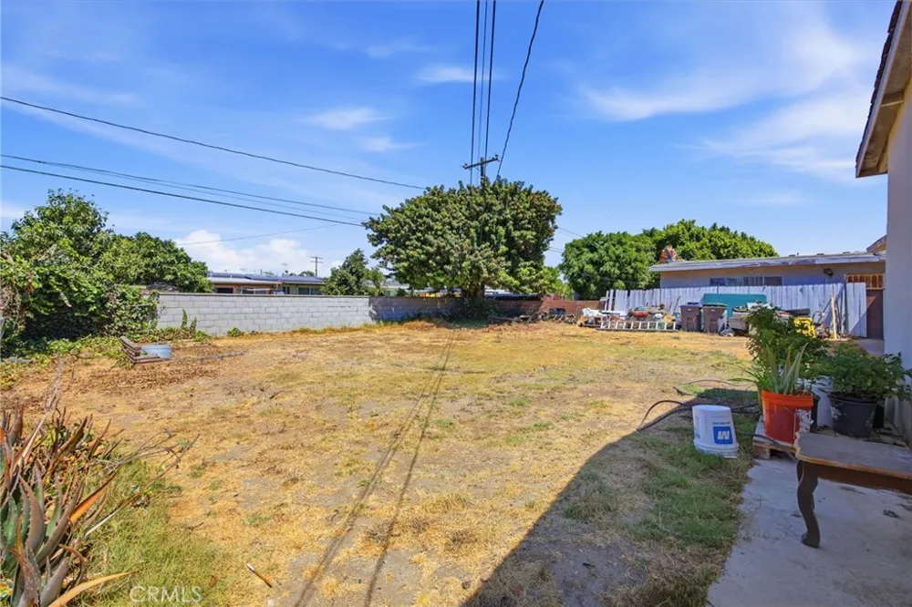 139 E 229th Street Carson, CA 90745