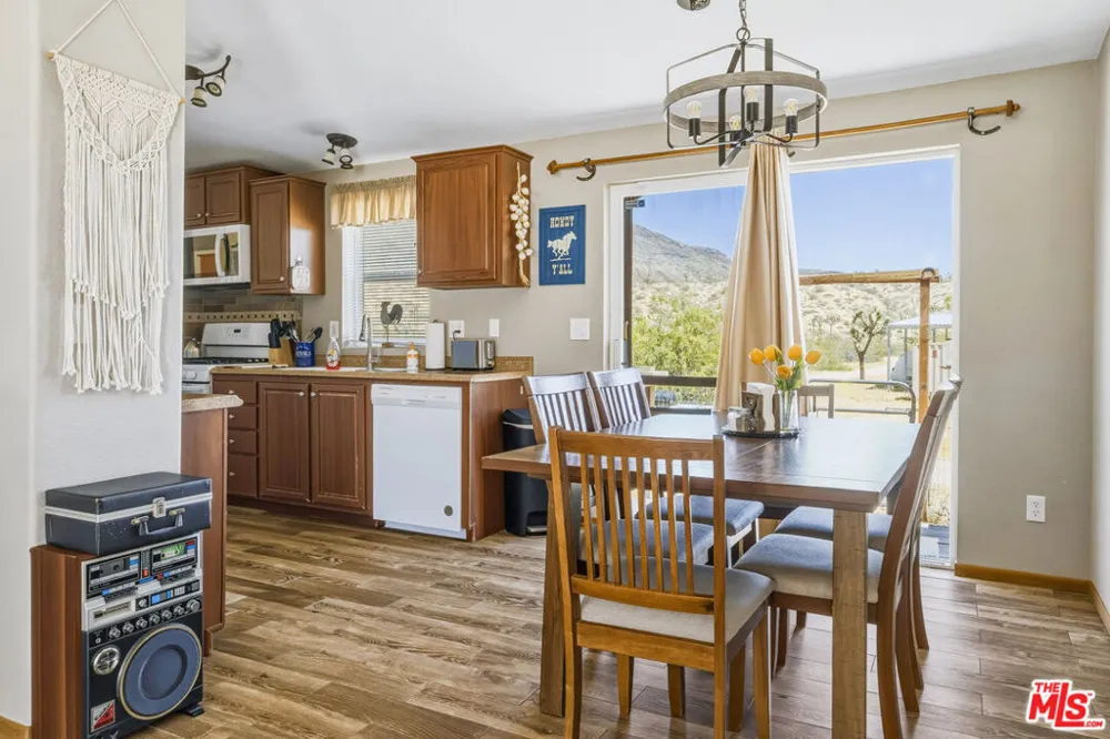 55616 Pipes Canyon Road Yucca Valley, CA 92284