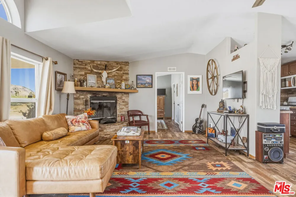 55616 Pipes Canyon Road Yucca Valley, CA 92284
