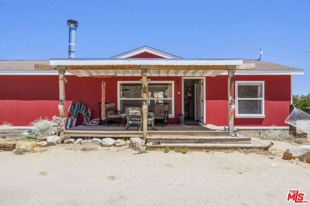 55616 Pipes Canyon Road Yucca Valley, CA 92284