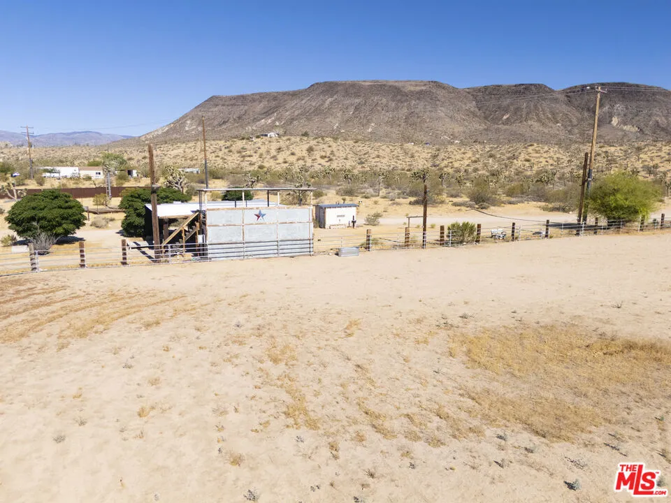 55616 Pipes Canyon Road Yucca Valley, CA 92284