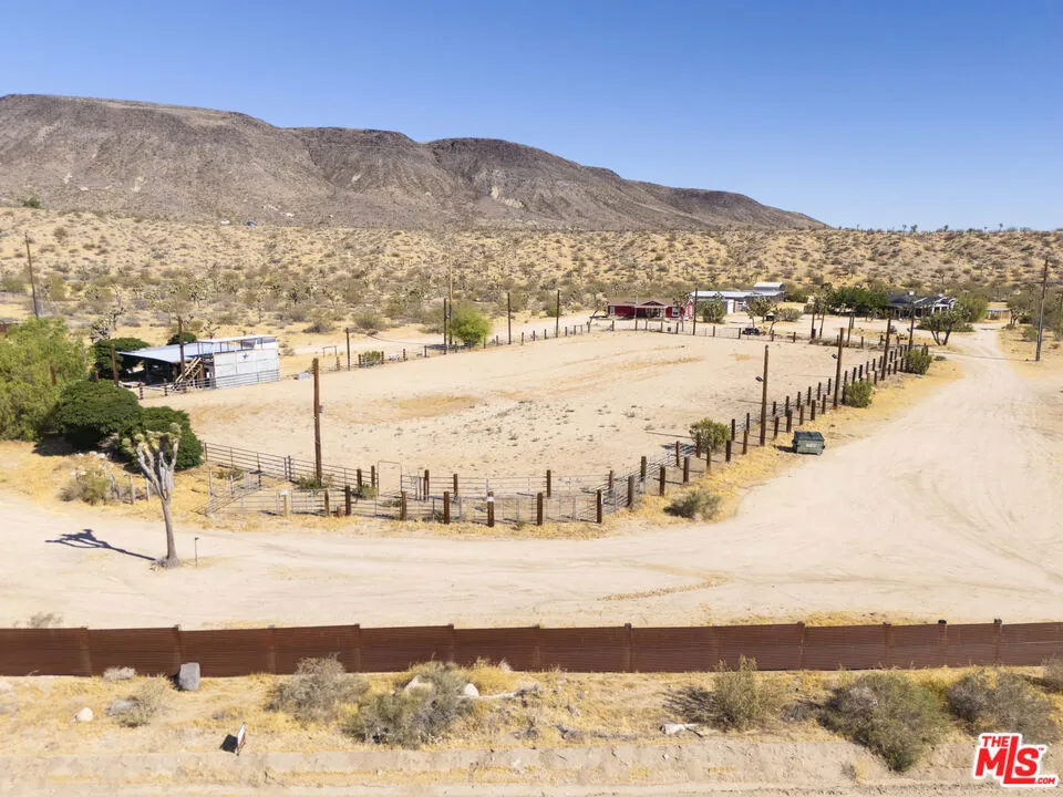 55616 Pipes Canyon Road Yucca Valley, CA 92284