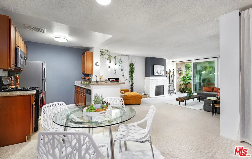 6405 Green Valley Circle #209 Culver City, CA 90230
