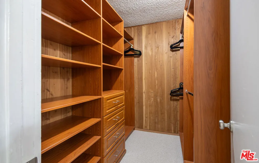 6405 Green Valley Circle #209 Culver City, CA 90230