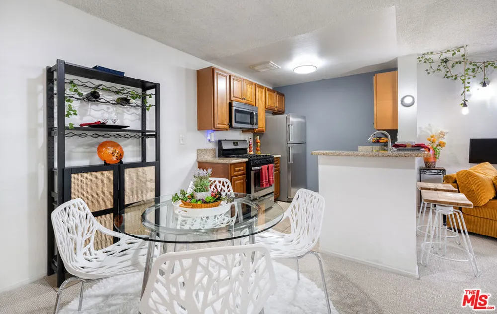 6405 Green Valley Circle #209 Culver City, CA 90230