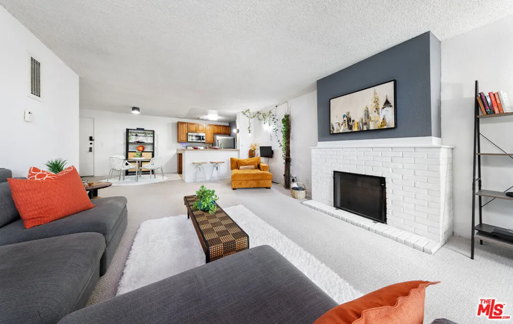 6405 Green Valley Circle #209 Culver City, CA 90230
