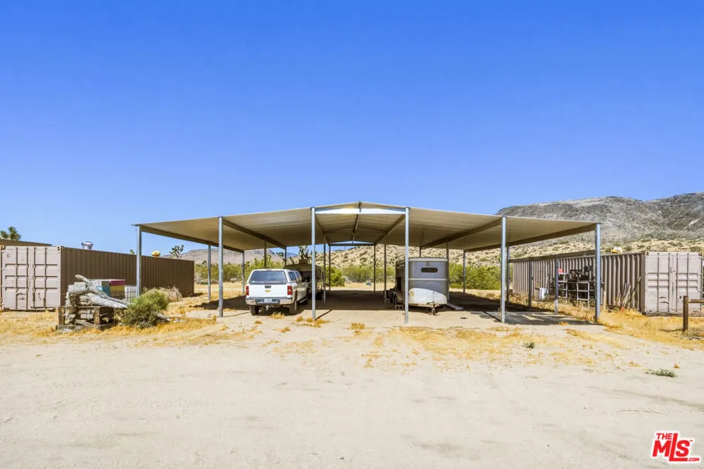 55626 Pipes Canyon Road Yucca Valley, CA 92284