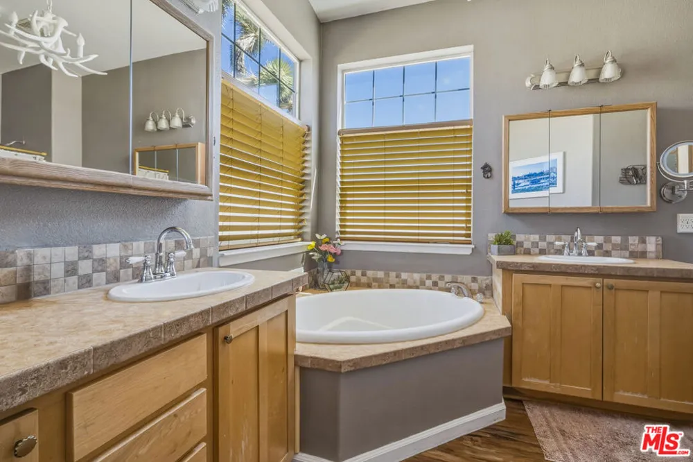 55626 Pipes Canyon Road Yucca Valley, CA 92284