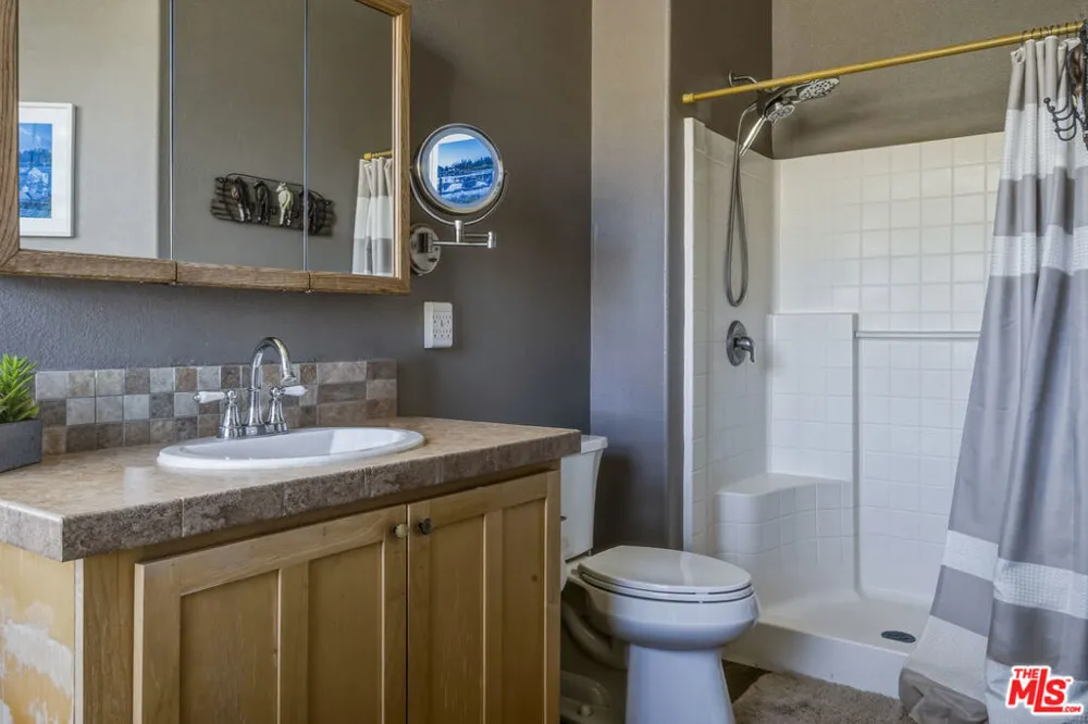 55626 Pipes Canyon Road Yucca Valley, CA 92284