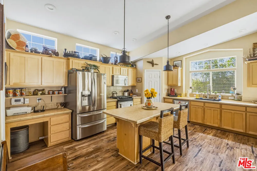55626 Pipes Canyon Road Yucca Valley, CA 92284
