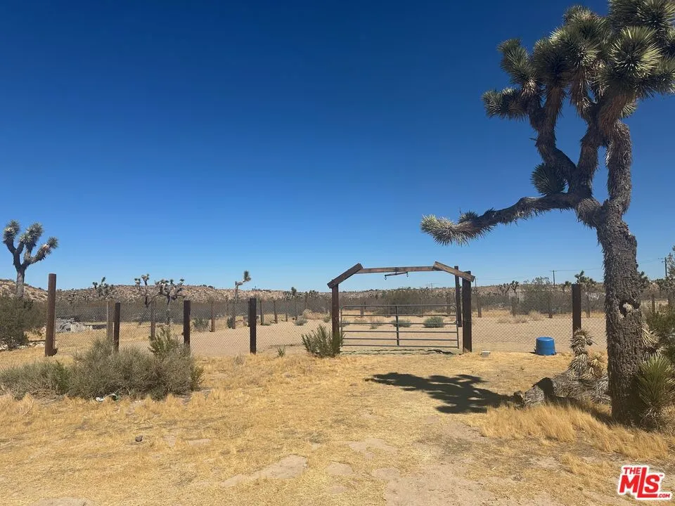 55626 Pipes Canyon Road Yucca Valley, CA 92284