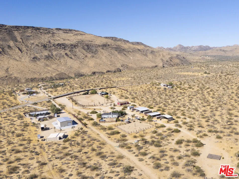 55626 Pipes Canyon Road Yucca Valley, CA 92284