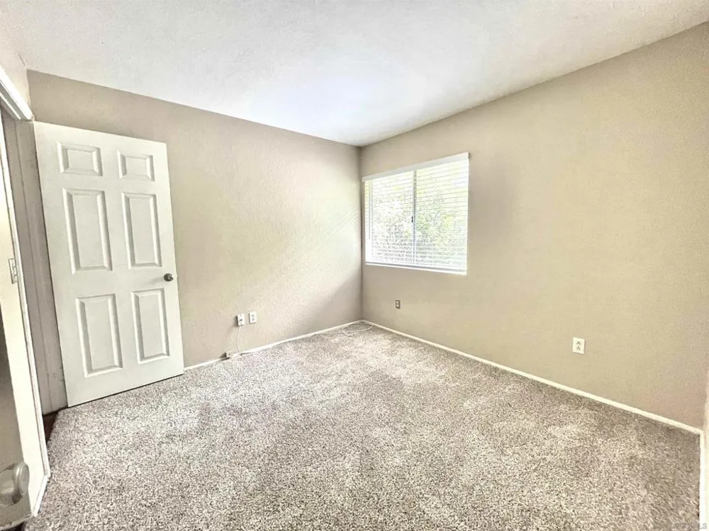 11329 Avenida Los Lobos San Diego, CA 92127