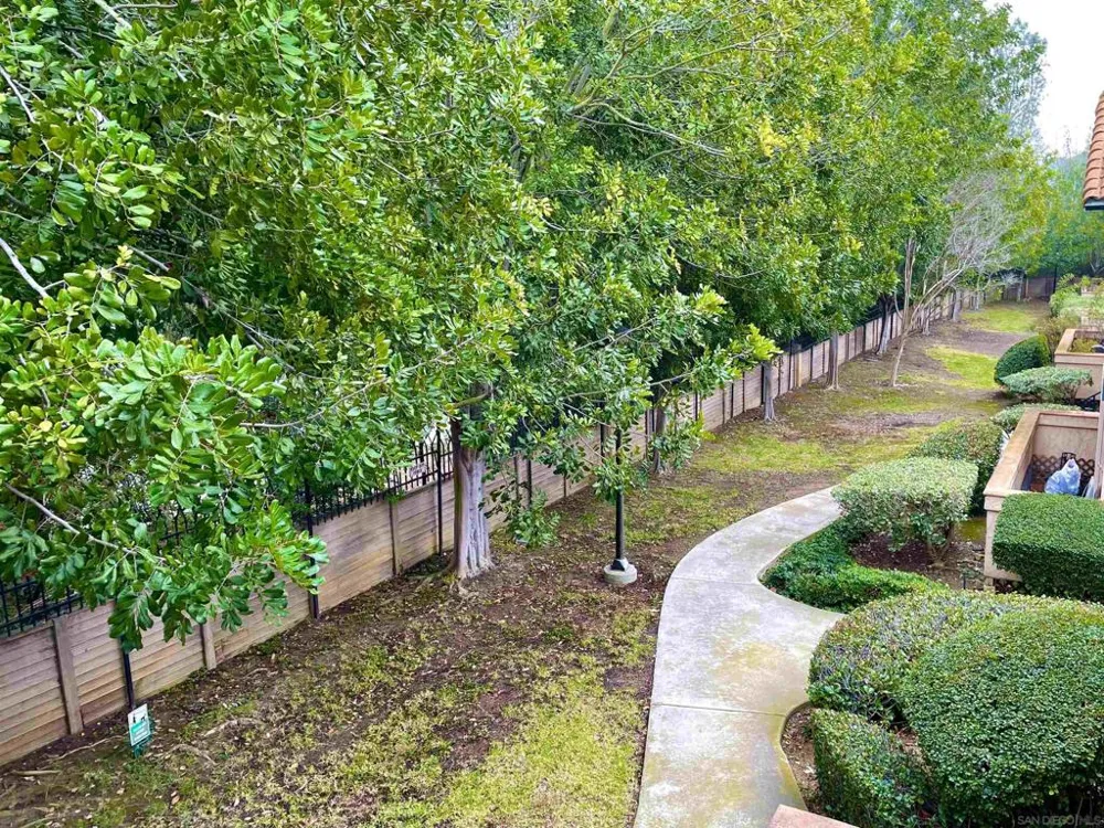 11329 Avenida Los Lobos San Diego, CA 92127