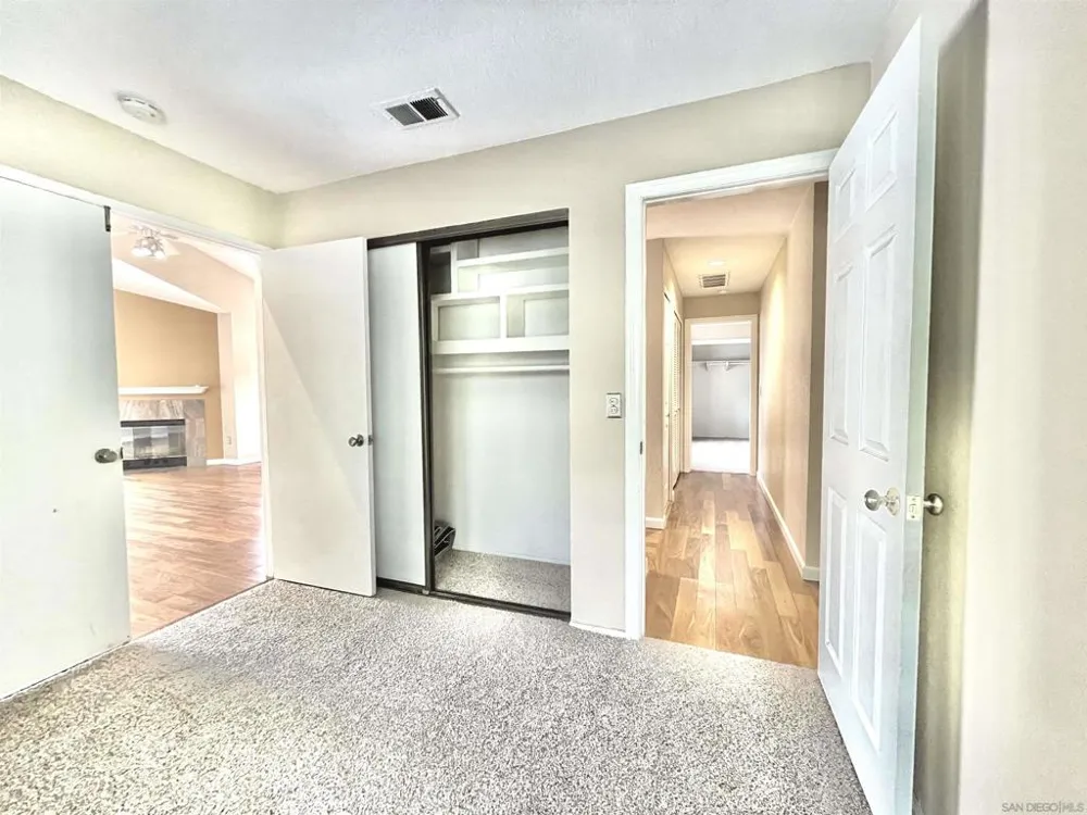 11329 Avenida Los Lobos San Diego, CA 92127