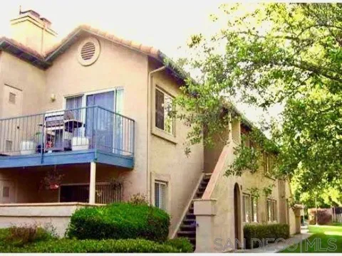 11329 Avenida Los Lobos