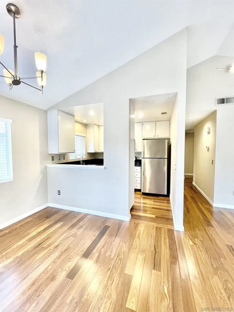 11329 Avenida Los Lobos San Diego, CA 92127