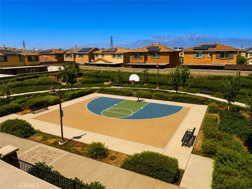 5011 Vanderham Way Jurupa Valley, CA 91752