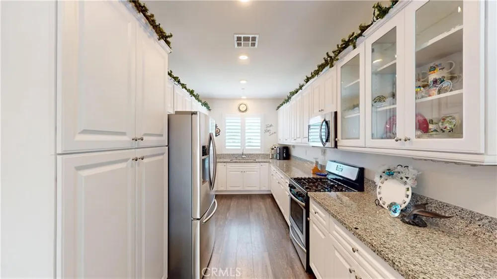 5011 Vanderham Way Jurupa Valley, CA 91752