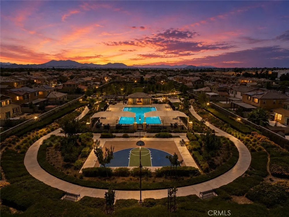 5011 Vanderham Way Jurupa Valley, CA 91752
