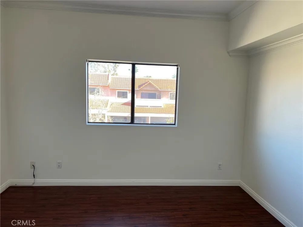 10943 Laurel Canyon #C-20 San Fernando, CA 91340