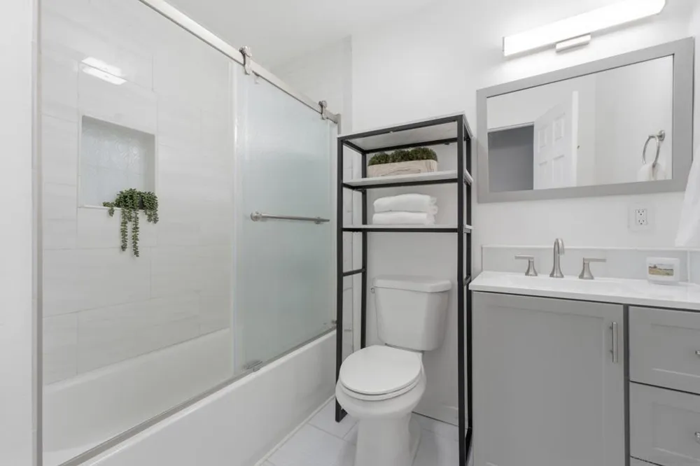 9332 Golondrina La Mesa, CA 91941
