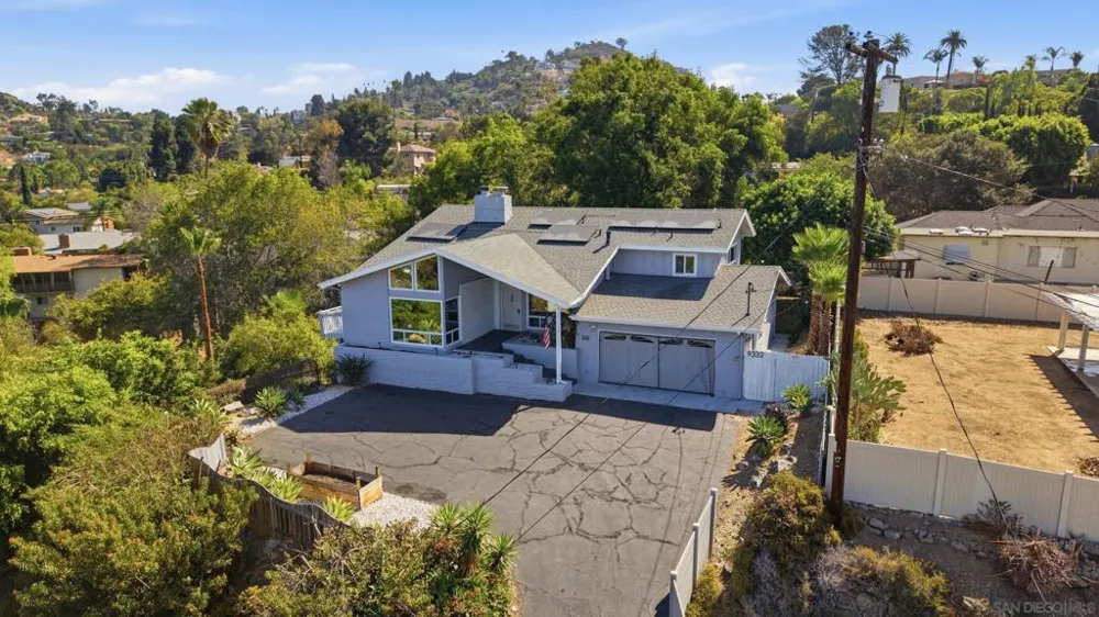 9332 Golondrina La Mesa, CA 91941