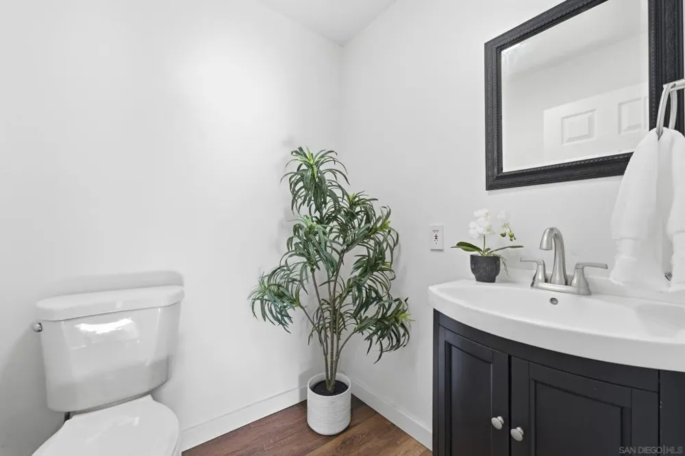 9332 Golondrina La Mesa, CA 91941