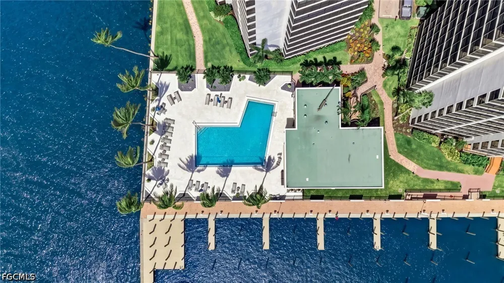 Virginia Avenue #101 Fort Myers, FL 33901