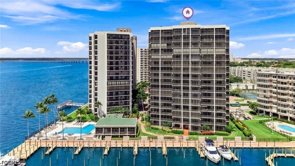 Virginia Avenue #101 Fort Myers, FL 33901